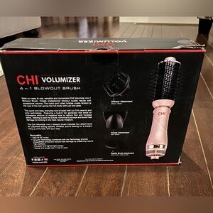 CHI Volumizer 4-in-1 Blowout Brush Hair Dryer 4 Interchangeable Attachments